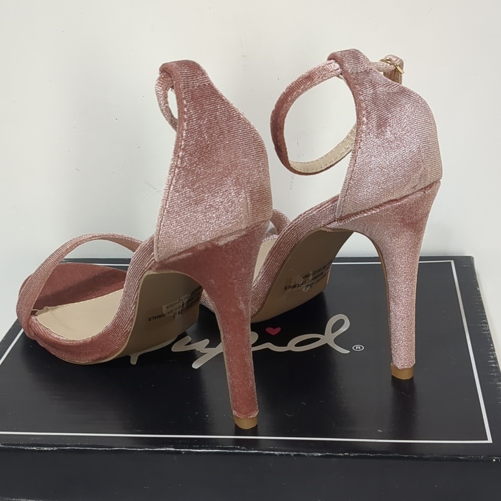 Qupid blush velvet heels sandals size 5.5 - Picture 5 of 9